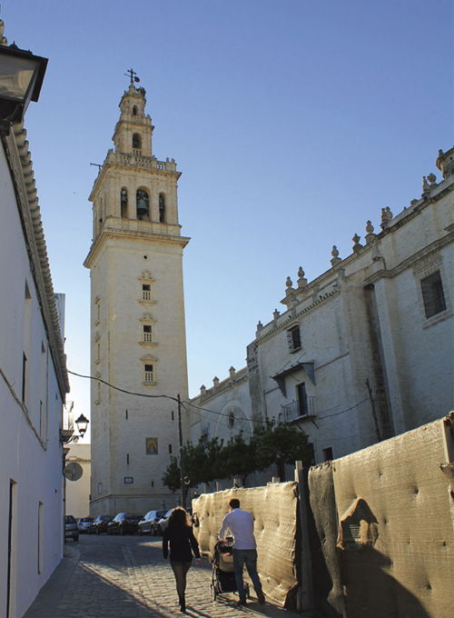 La Giraldilla de Santa María de la Oliva, Lebrija.